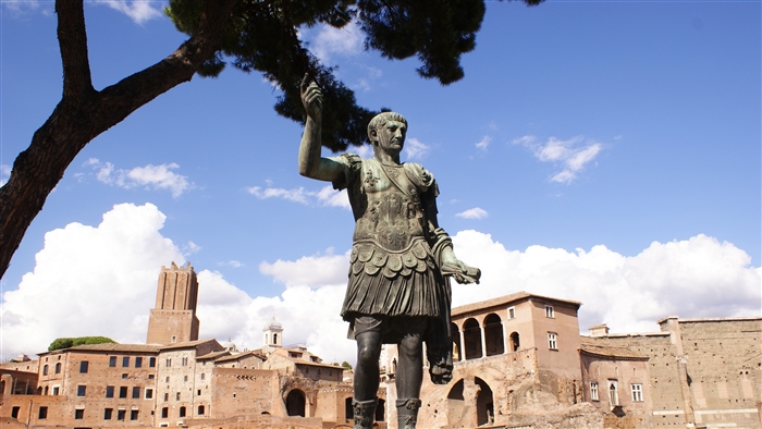 Statue of Augustus in Rome, Italy 4K