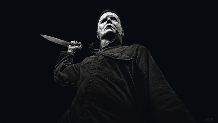 Michael Myers from Halloween holding a knife