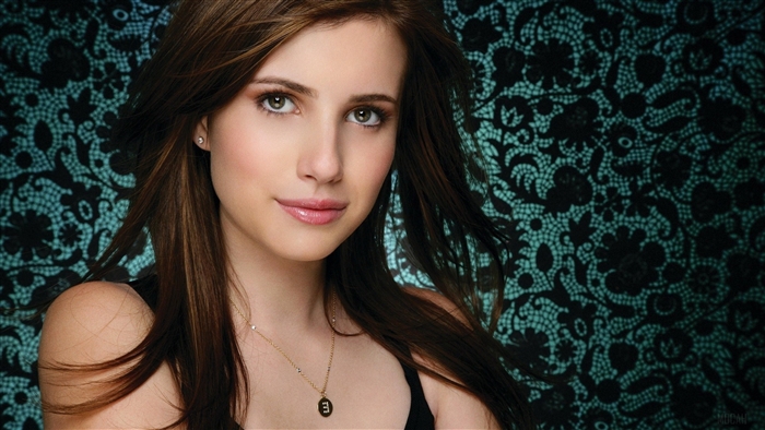 Emma Roberts 4K