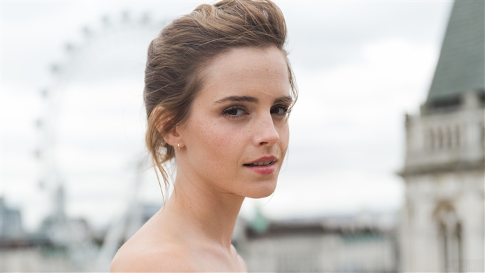 Emma Watson in London 4K
