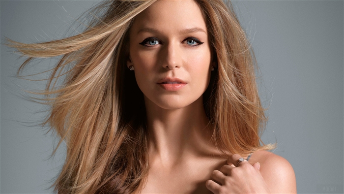 Melissa Benoist 2018