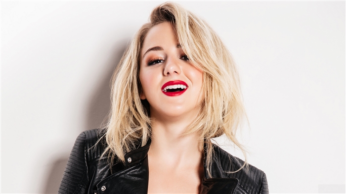 Chloe Lukasiak