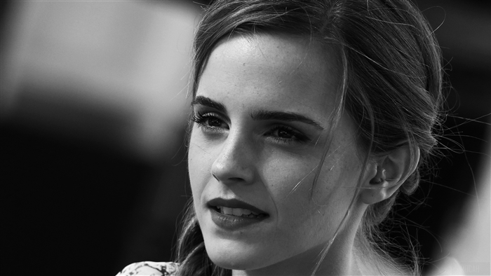 Emma Watson Monochrome 4K