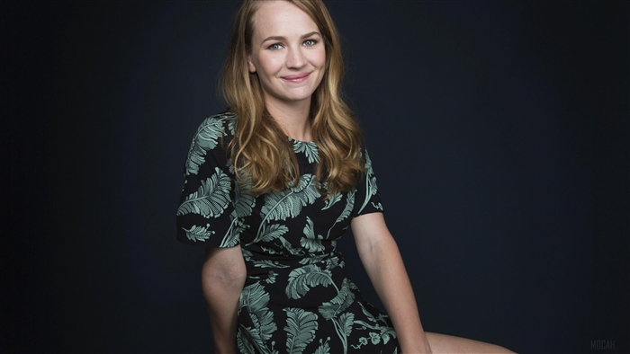 Britt Robertson Smiling in Leaf Pattern Dress 4K