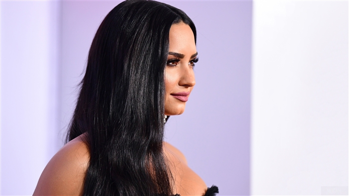 Demi Lovato at American Music Awards 2018 4K