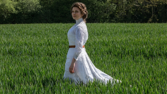 Hayley Atwell in White Dress 4K Amid Green Field