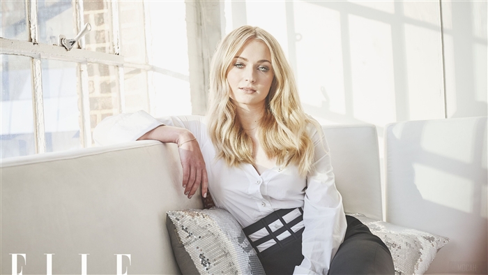 Sophie Turner for Elle 2019 4K