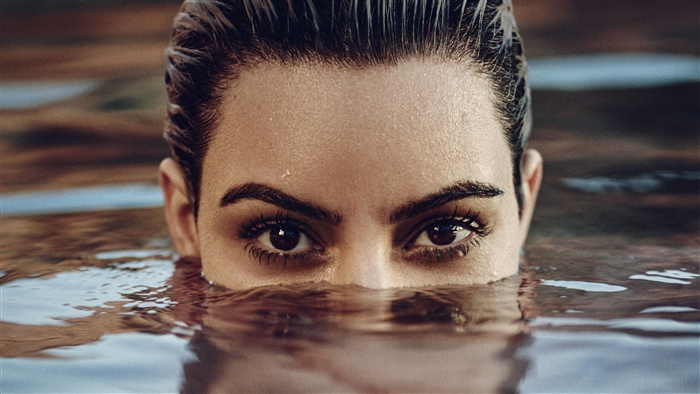 Kim Kardashian Eyes Elle 2019