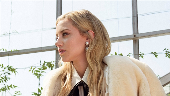 Lili Reinhart from W Magazine 4K