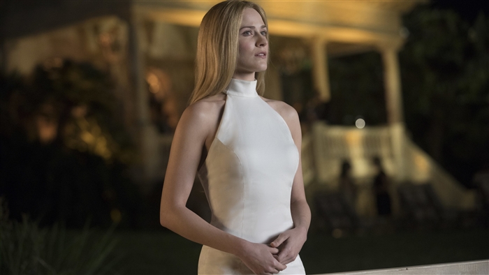 Evan Rachel Wood in white dress
