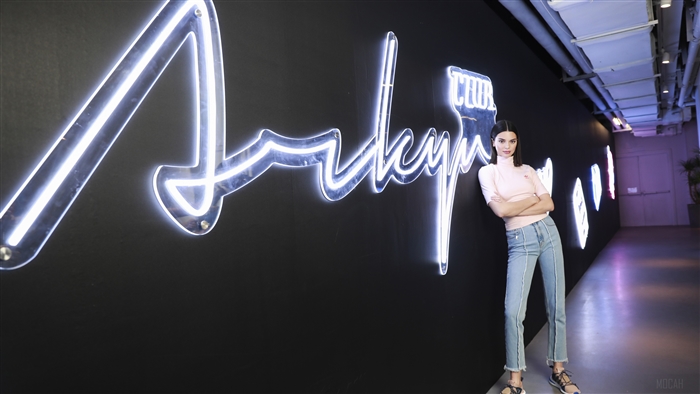 Kendall Jenner in Adidas Campaign 4K