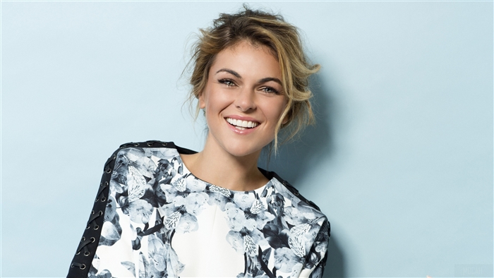 Serinda Swan 4K