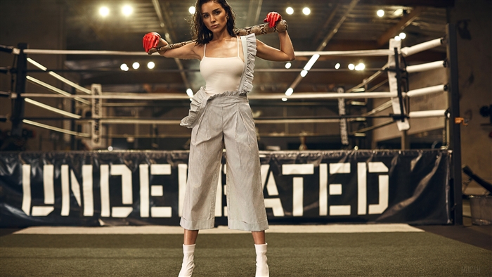 Olivia Culpo in boxing ring 4K