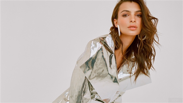Emily Ratajkowski in metallic jacket 4K