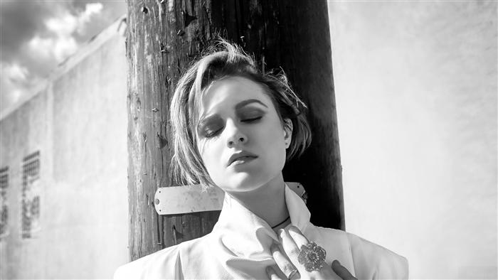 Evan Rachel Wood Monochrome