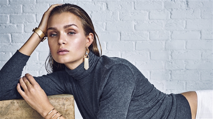 Josephine Skriver 2019