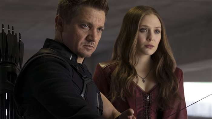Hawkeye and Scarlet Witch from Captain America Civil War 4K