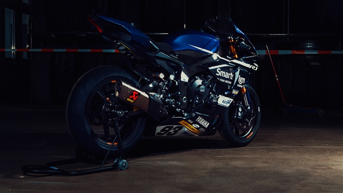 Fredrik Ericsson Yamaha R1