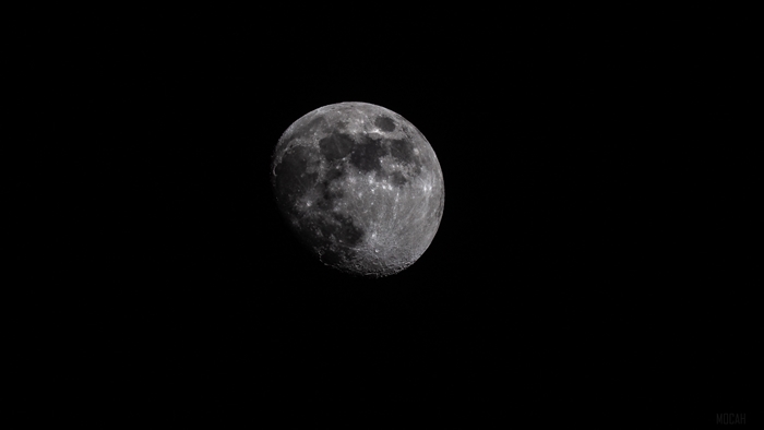 The Moon in Space 4K