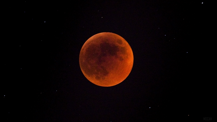 Lunar eclipse in 4K