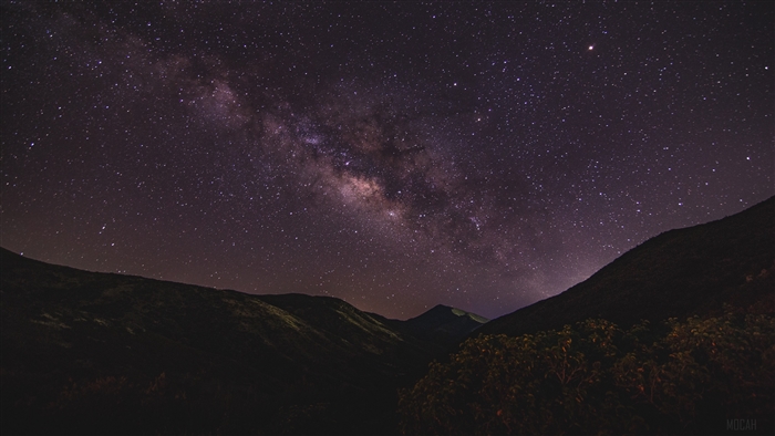 Milky Way over mountains at night
