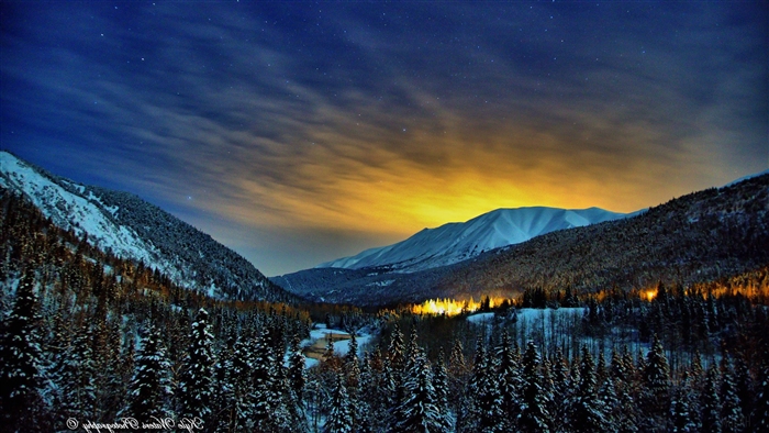 Alaska Winter Night Landscape 4K