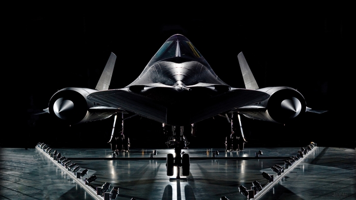 Lockheed SR-71 Blackbird in Dramatic 4K Lighting