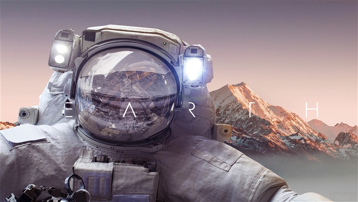 Astronaut on Earth 4K