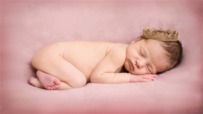 Newborn Baby with Crown 4K