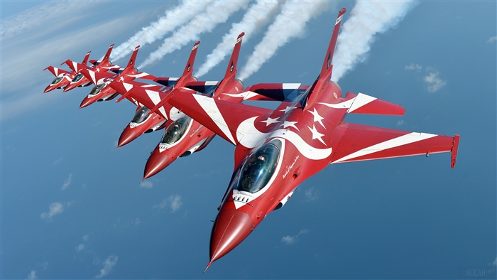 Republic of Singapore Air Force jets in formation 4K