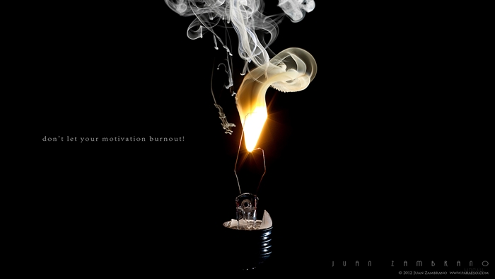Lightbulb burnout with motivational quote 4K
