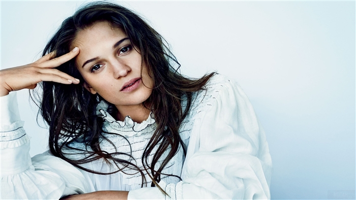 Alicia Vikander 2018