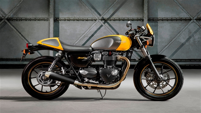 2017 Triumph Street Cup