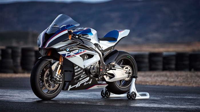 BMW HP4 Race 2017