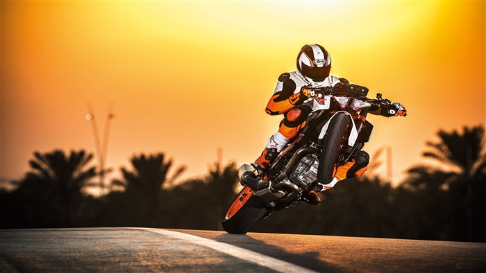 2017 KTM 1290 Super Duke R Stunt