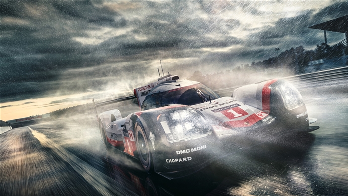 Porsche 919 Hybrid racing in the rain 4K