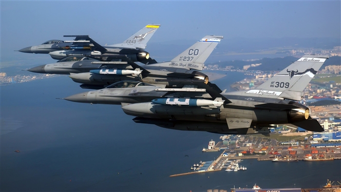 Air National Guard F-16 Fighting Falcons in Formation