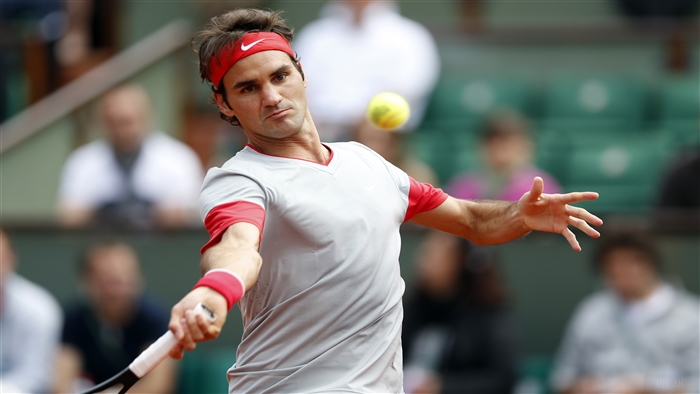 Roger Federer playing tennis