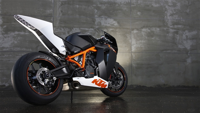 KTM 1190 RC8 R motorcycle 4k