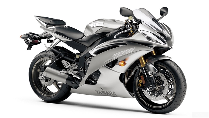 Silver Yamaha R6 Motorcycle 4K