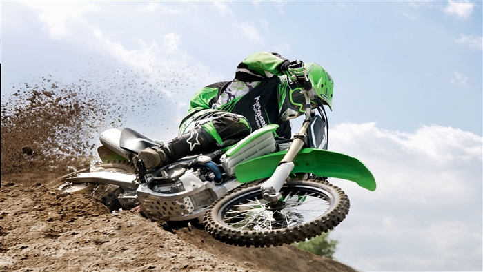Kawasaki Motocross Rider in Action 4K