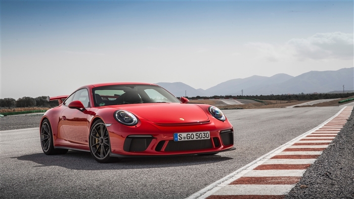 2018 Porsche 911 GT3 Guards Red
