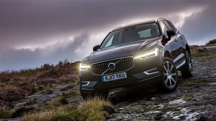 2018 Volvo XC60 T8 Inscription