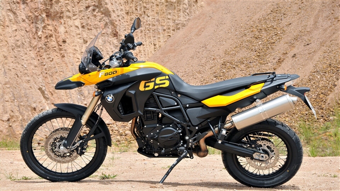 BMW F 800 GS motorcycle in 4K