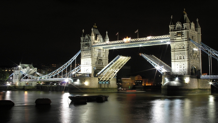 Tower Bridge London at Night 4K