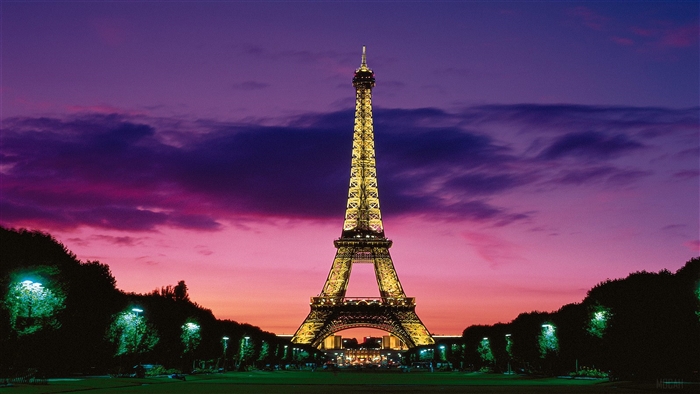 Eiffel Tower at Night in Paris 4K