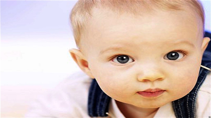 Cute Baby with Big Eyes 4K