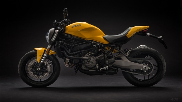 Yellow 2018 Ducati Monster 821 4K