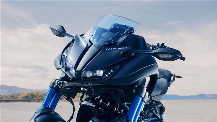 2019 Yamaha Niken motorcycle 4K