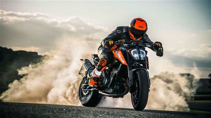 2018 KTM 790 Duke motorcycle doing a burnout
